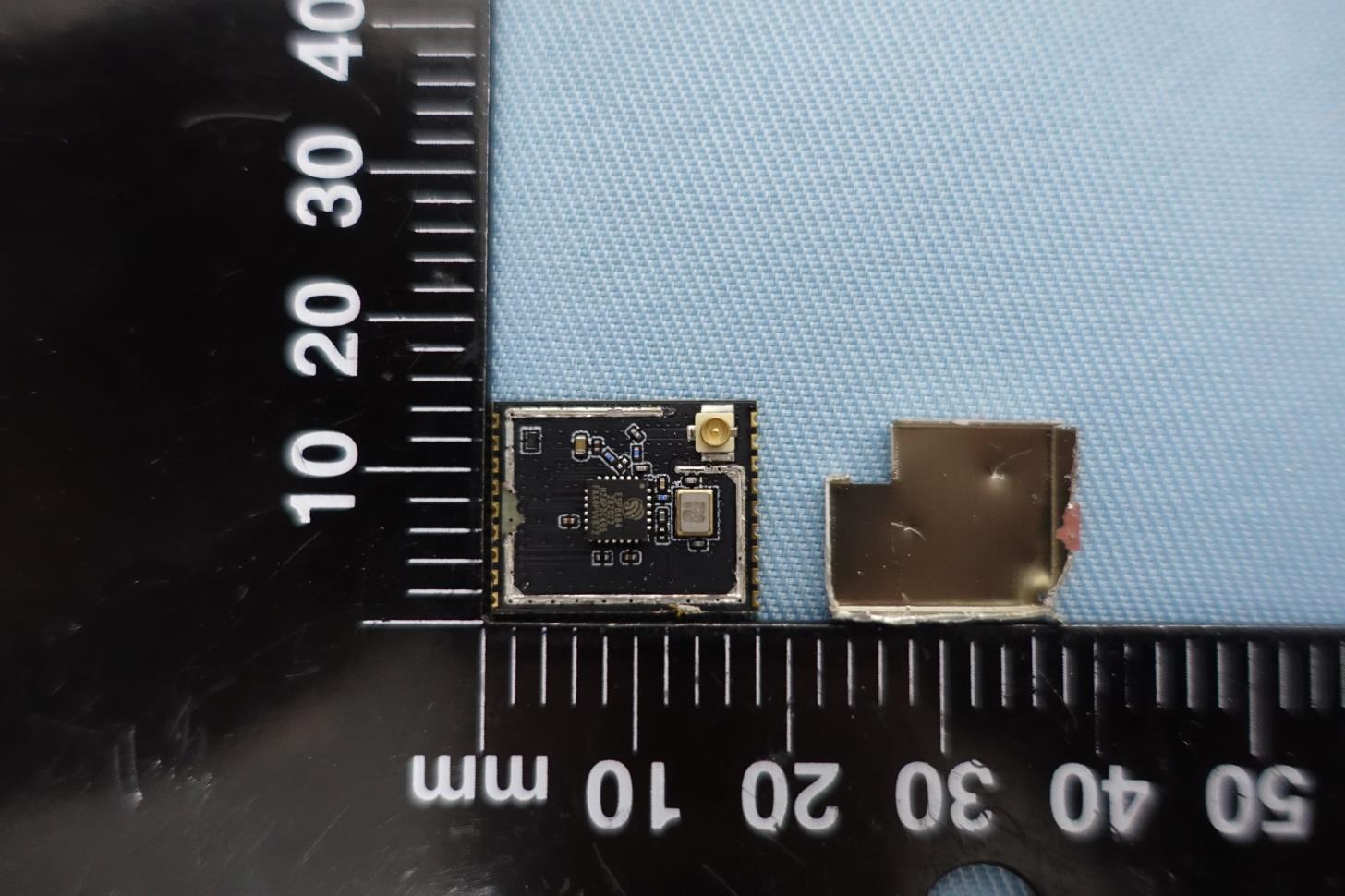 Espressif ESP8684-WROOM-02UC internal FCC photo from Internal Photos p. 1