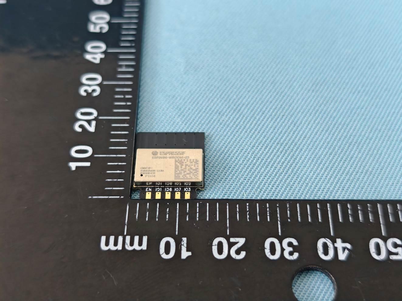 Espressif ESP8684-WROOM-03 external FCC photo from External Photos p. 2
