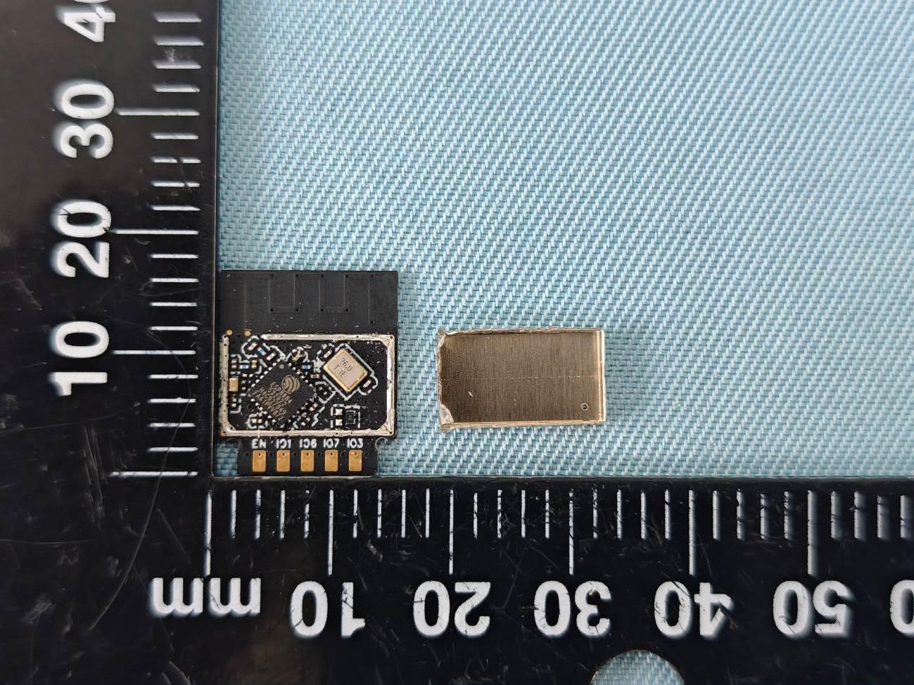 Espressif ESP8684-WROOM-03 internal FCC photo from Internal Photos p. 1
