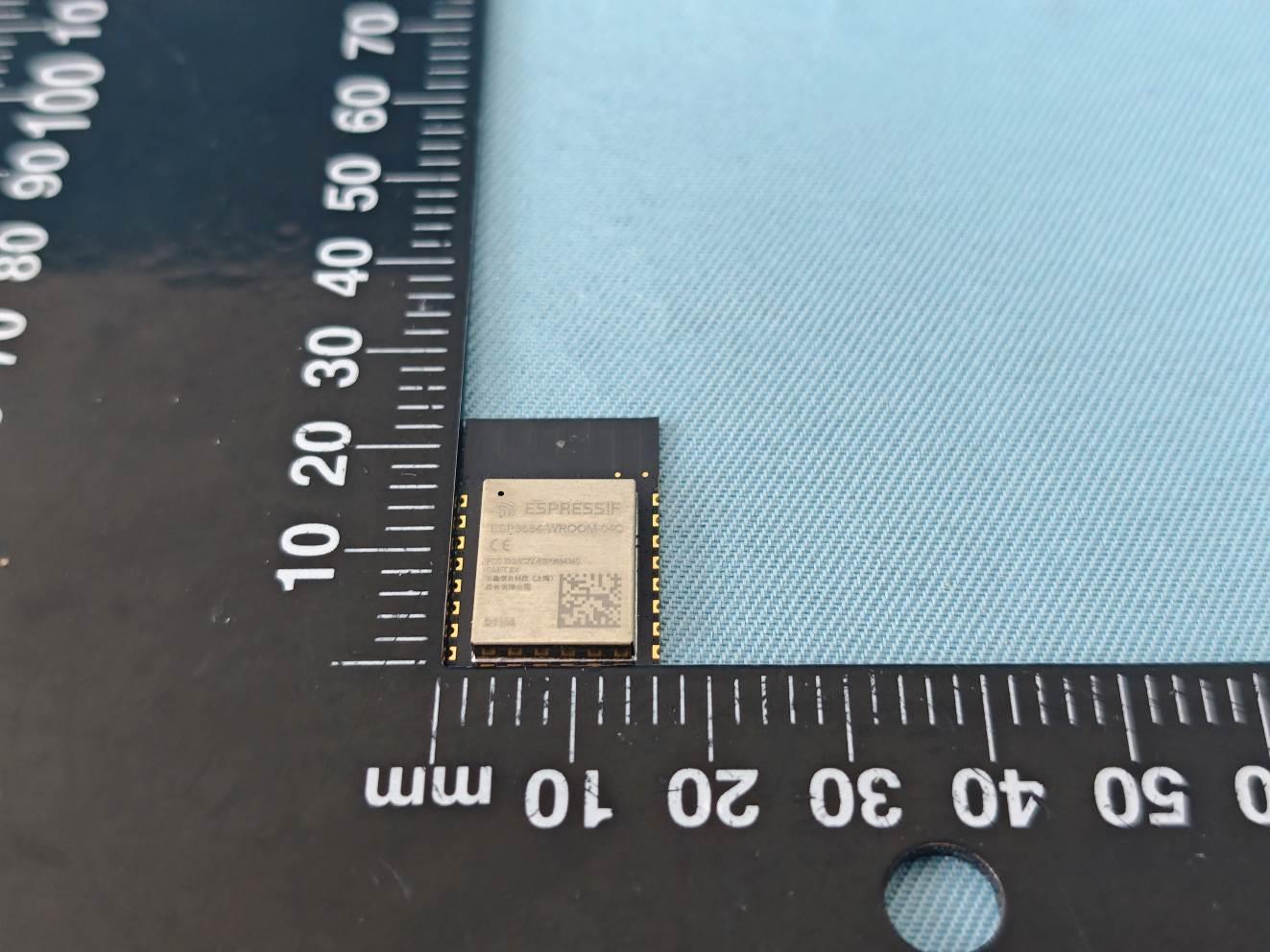 Espressif ESP8684-WROOM-04C external FCC photo from External Photos p. 2