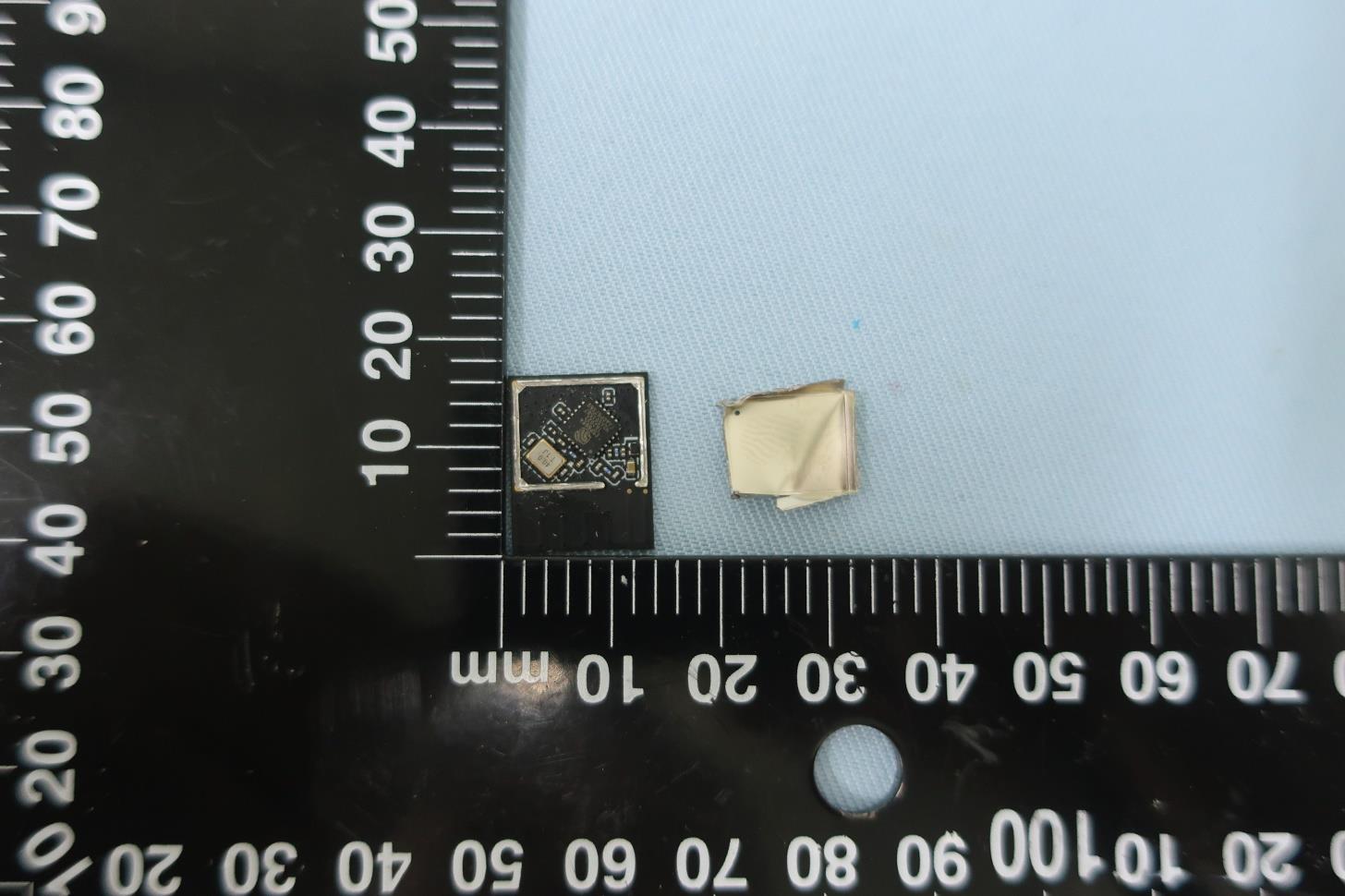 Espressif ESP8684-MINI-1 internal FCC photo from Internal Photos p. 1