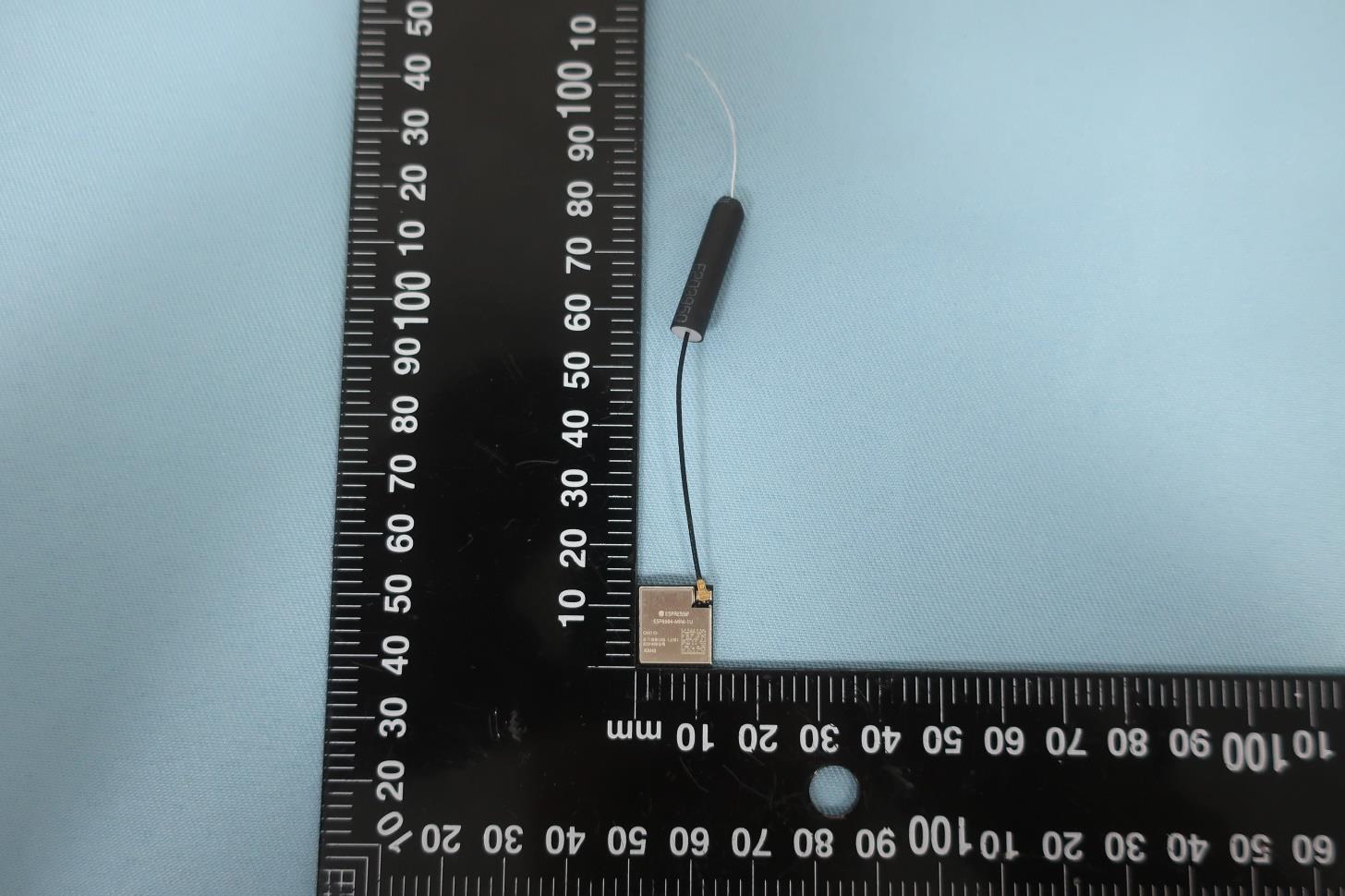 Espressif ESP8684-MINI-1U external FCC photo from External Photos p. 3