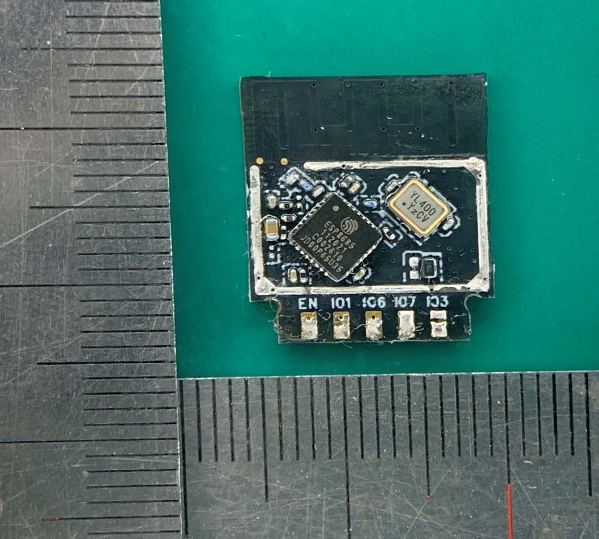 Espressif ESP8685-WROOM-03 internal FCC photo from Internal Photos p. 1