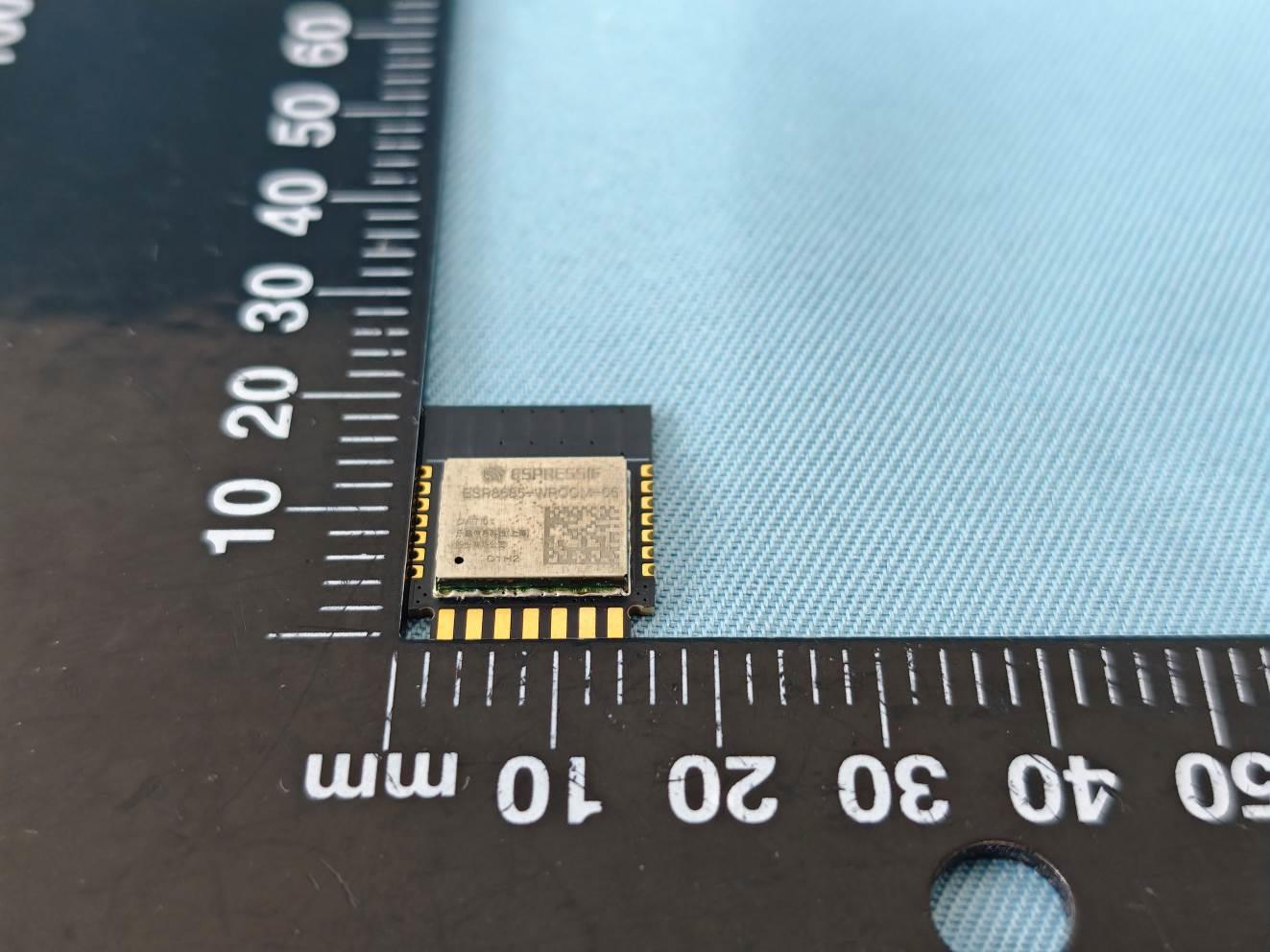 Espressif ESP8685-WROOM-06 external FCC photo from External Photos p. 2
