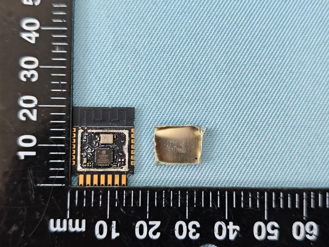 Espressif ESP8685-WROOM-06 internal FCC photo from Internal Photos p. 1