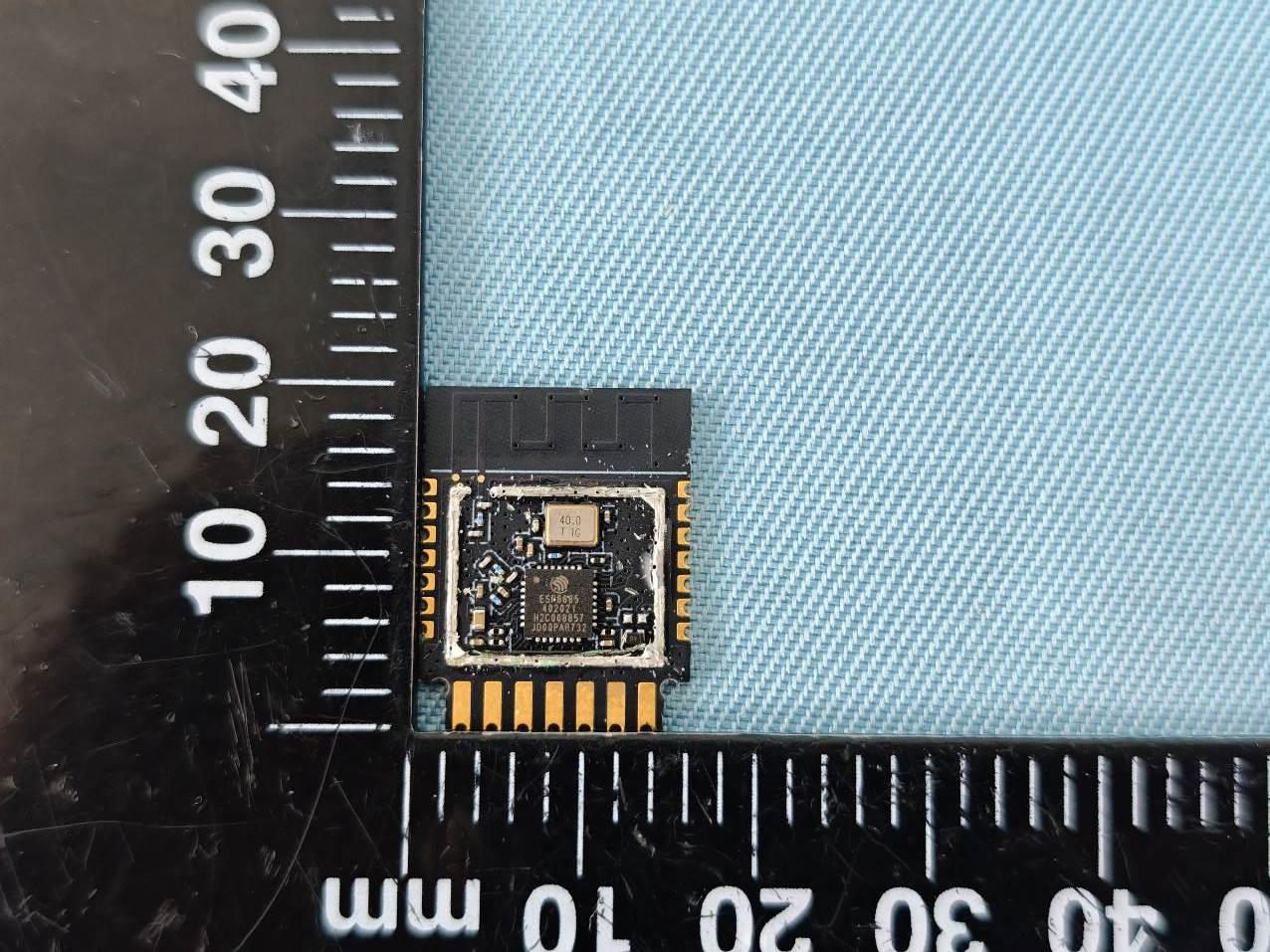 Espressif ESP8685-WROOM-06 internal FCC photo from Internal Photos p. 2
