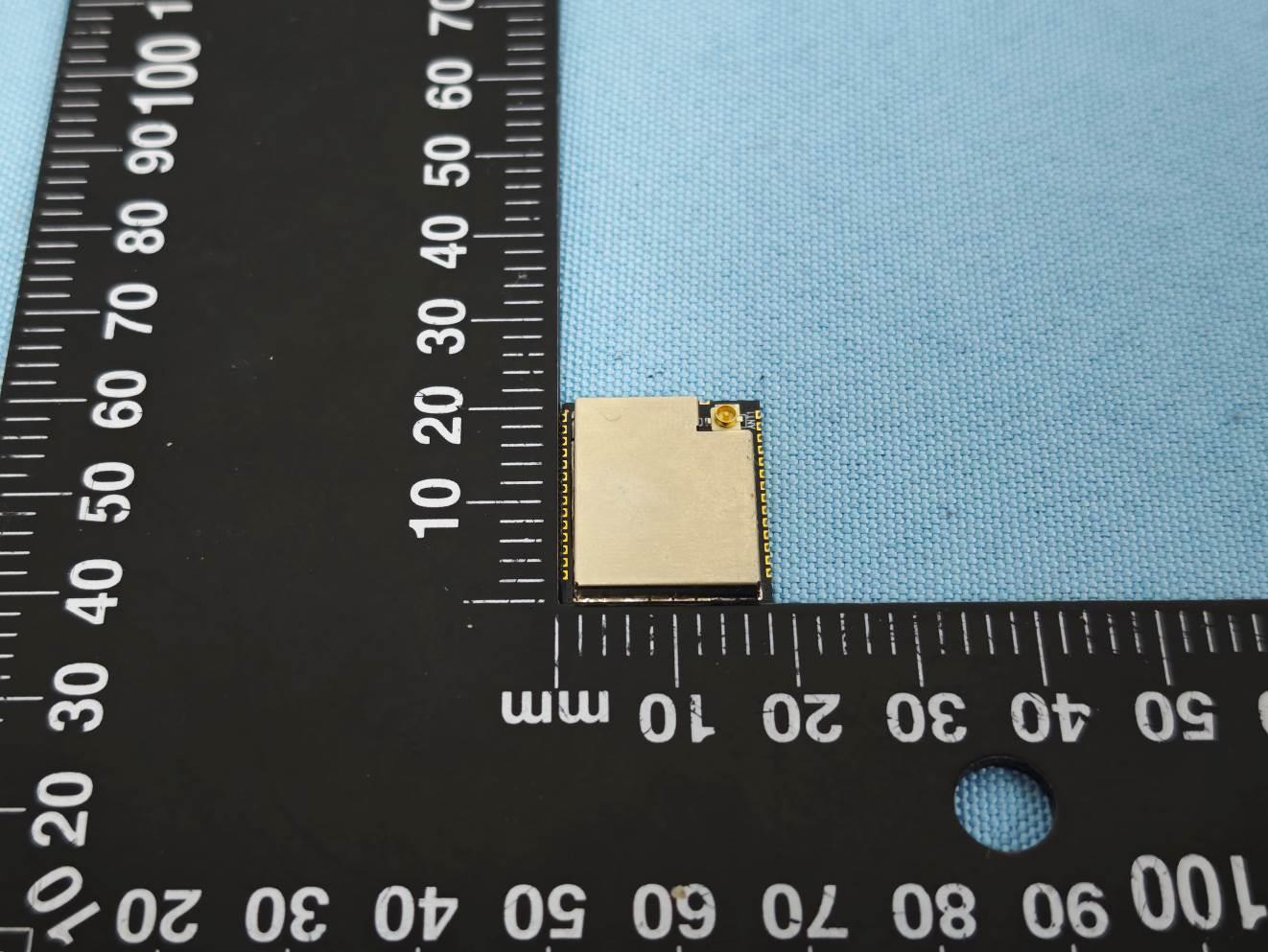 Espressif ESP32-C5-WROOM-1U external FCC photo from External Photos p. 4