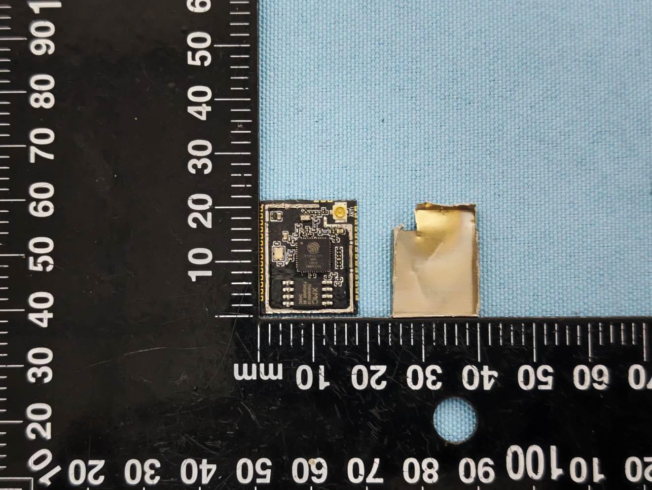 Espressif ESP32-C5-WROOM-1U internal FCC photo from Internal Photos p. 1