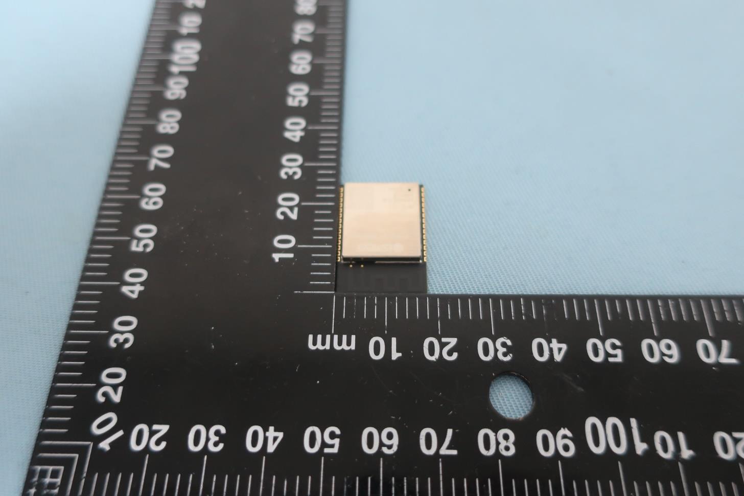 Espressif ESP32-C6-WROOM-1 external FCC photo from External Photos p. 2