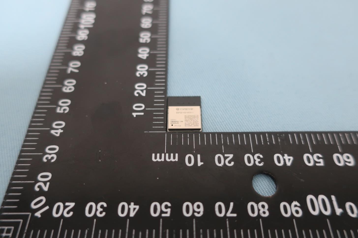 Espressif ESP32-H2-MINI-1 external FCC photo from External Photos p. 4