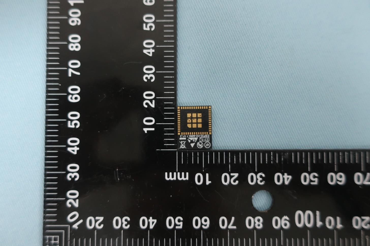 Espressif ESP32-H2-MINI-1 external FCC photo from External Photos p. 6