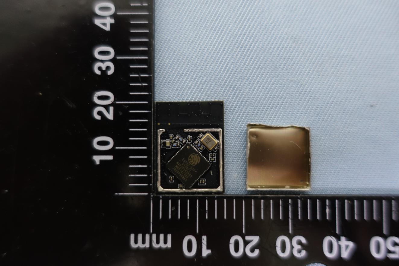 Espressif ESP32-S2-MINI-2 internal FCC photo from Internal Photos p. 1