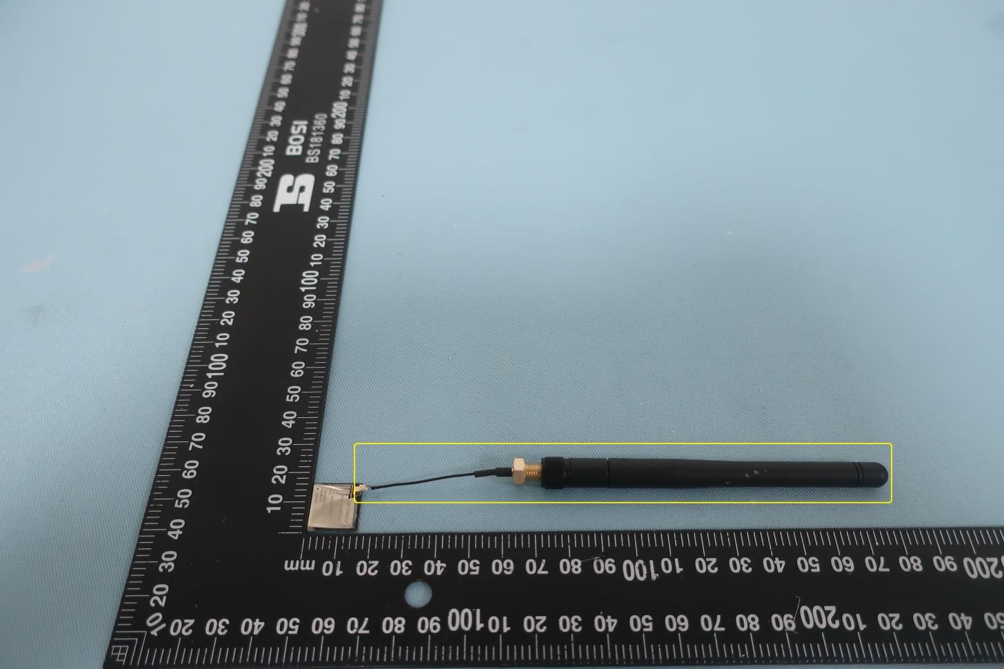 Espressif ESP32-S2-MINI-2U external FCC photo from External Photos p. 7