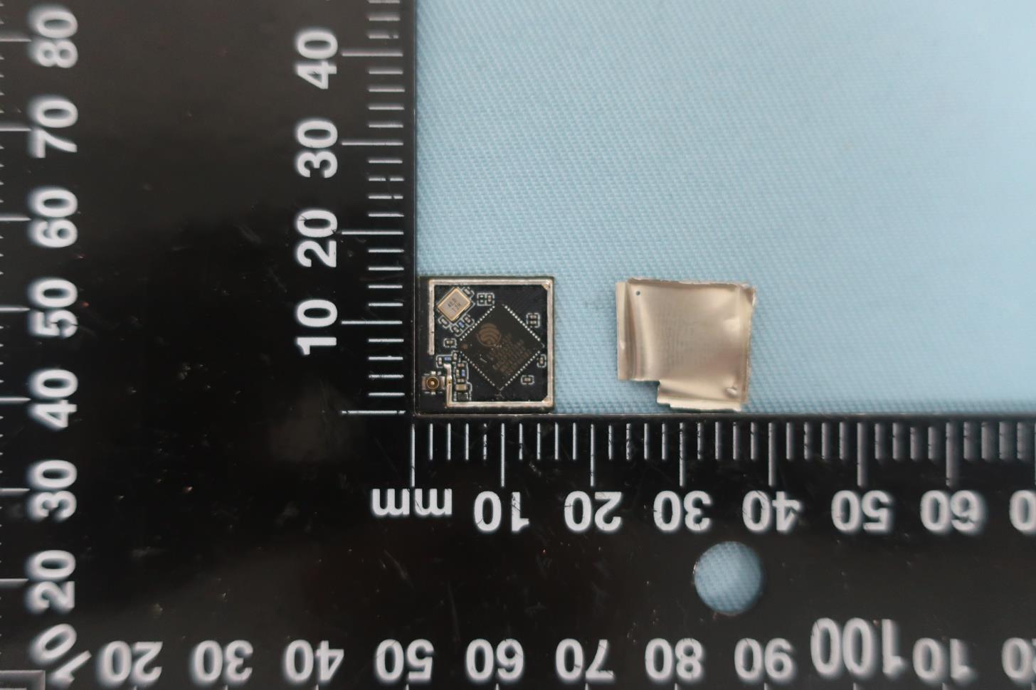 Espressif ESP32-S2-MINI-2U internal FCC photo from Internal Photos p. 1