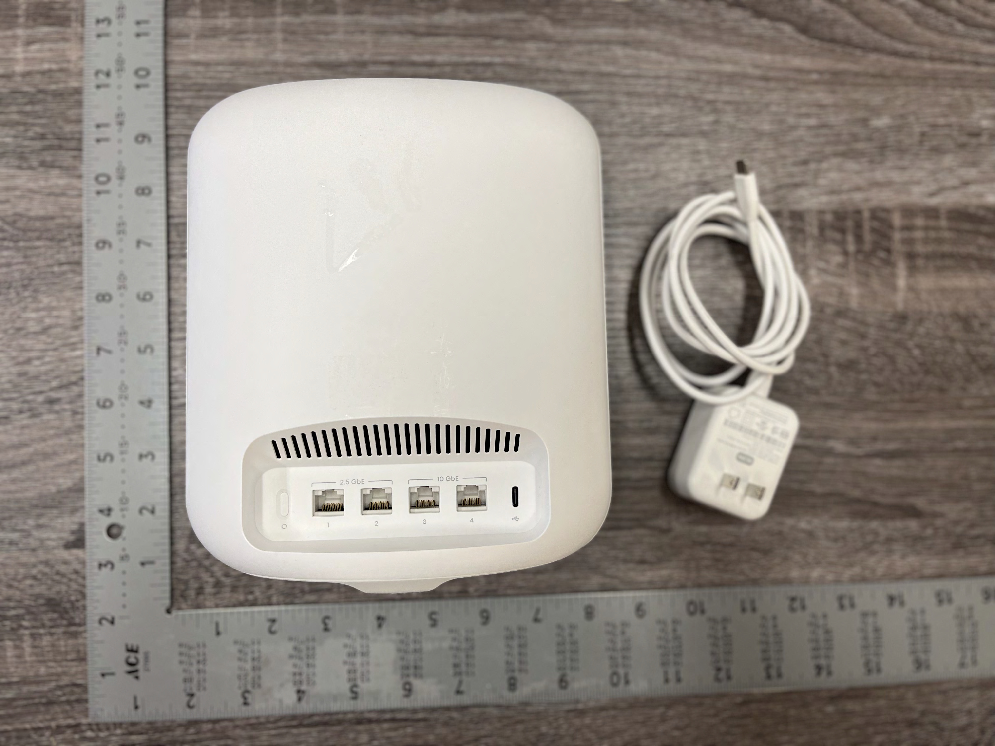 eero Max 7 external FCC photo from External Photos (6829649) p. 4