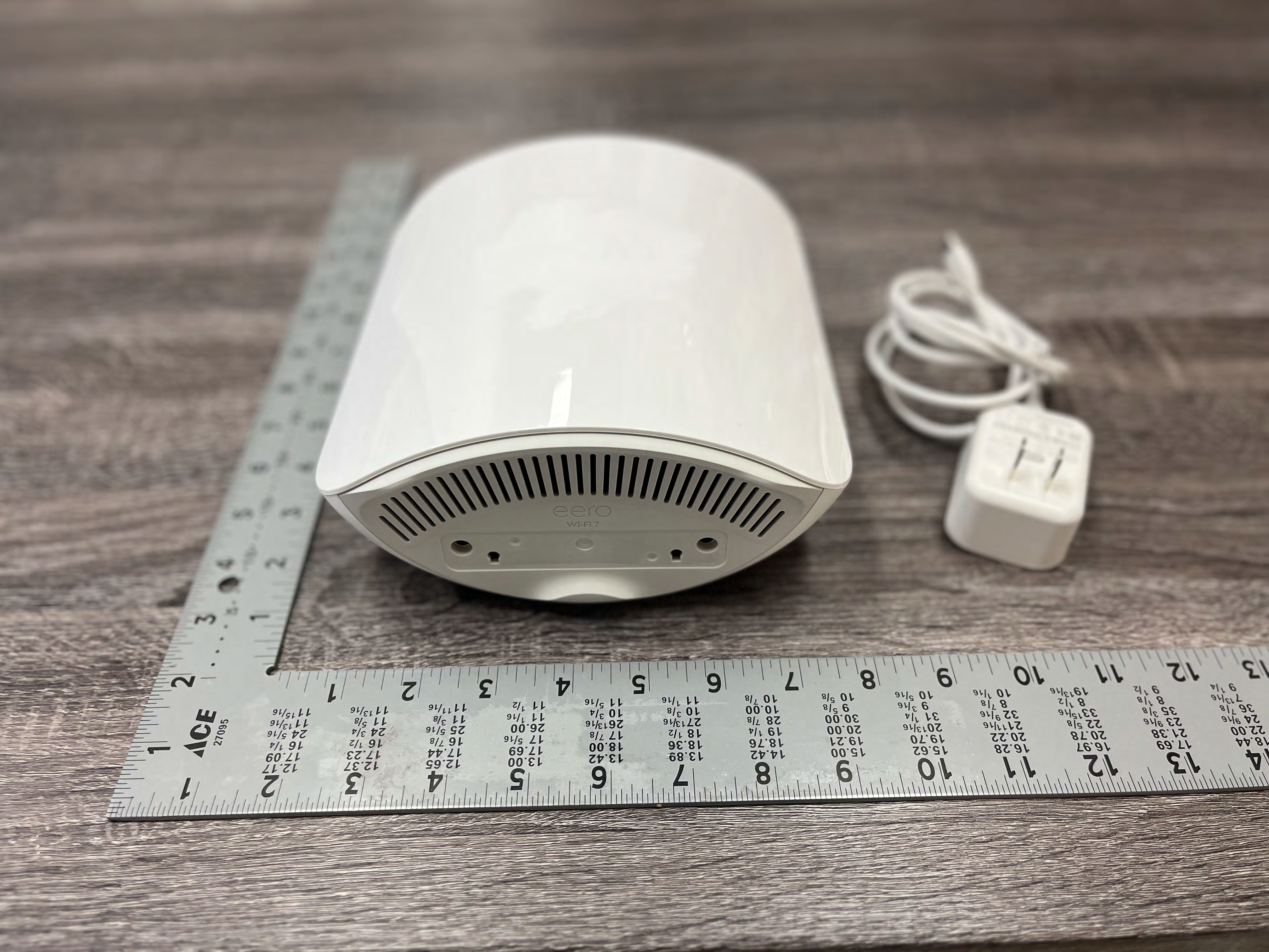 eero Max 7 external FCC photo from External Photos (6829649) p. 5