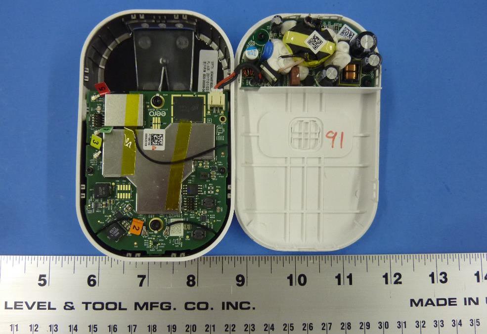 eero D010001 internal FCC photo from Internal Photos p. 1