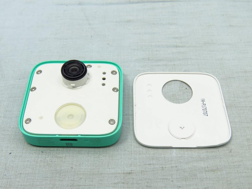 Google G015A internal FCC photo from Internal Photos p. 1