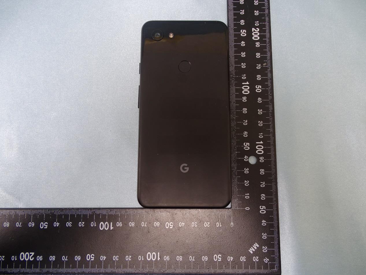 Google G020D external FCC photo from External Photos p. 1