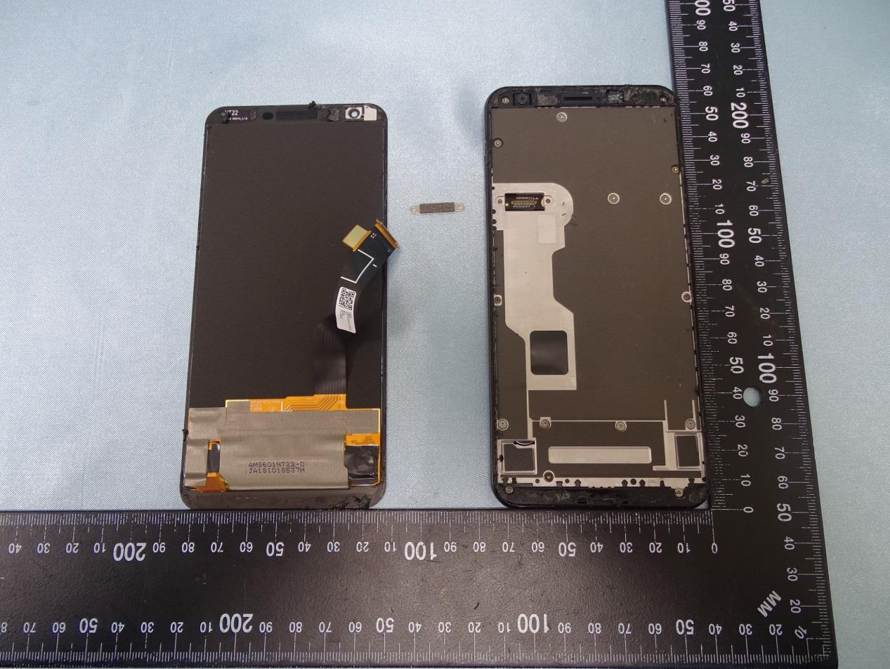 Google G020D internal FCC photo from Internal Photos p. 1
