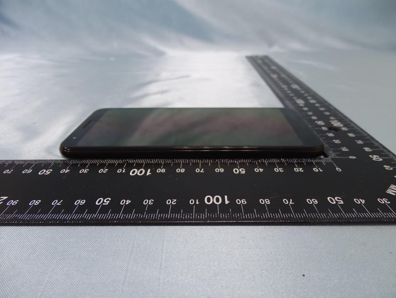 Google G020H external FCC photo from External Photos p. 3