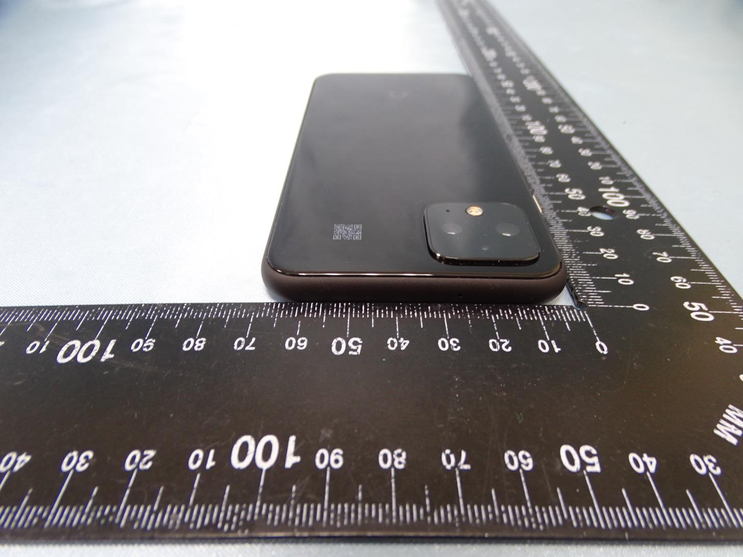 Google Pixel external FCC photo from External Photos p. 5