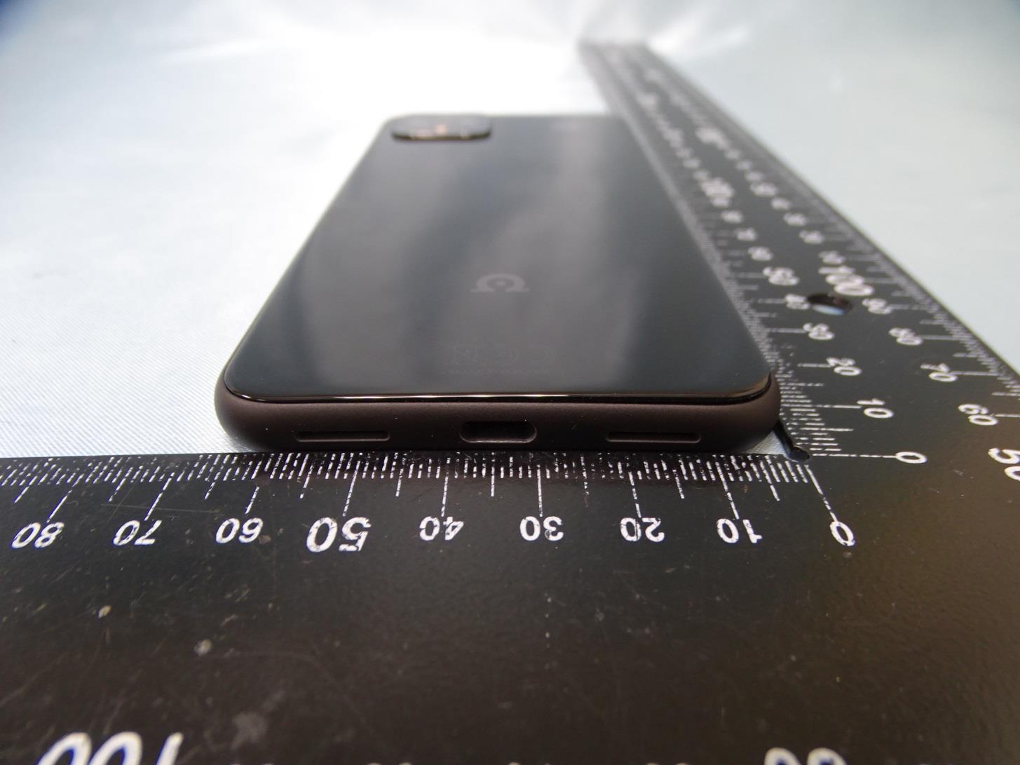 Google Pixel external FCC photo from External Photos p. 3