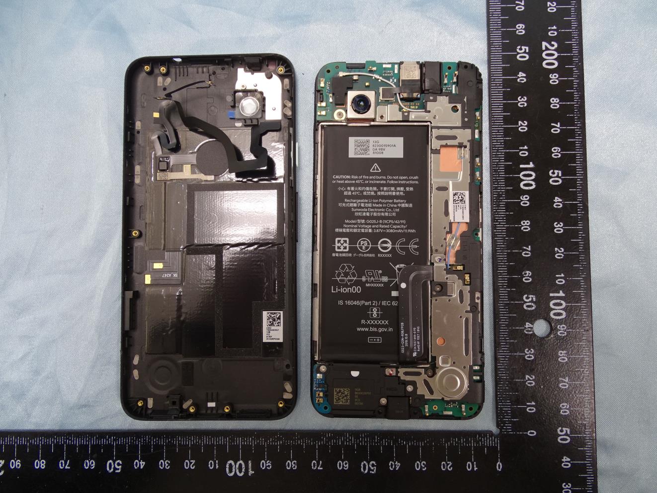 Google G025J internal FCC photo from Internal Photos p. 1