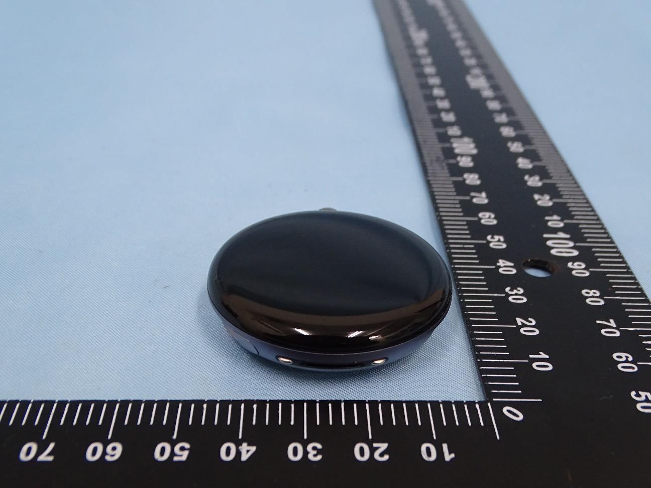 Google Pixel Watch 4 (45mm) external FCC photo from External Photos p. 4