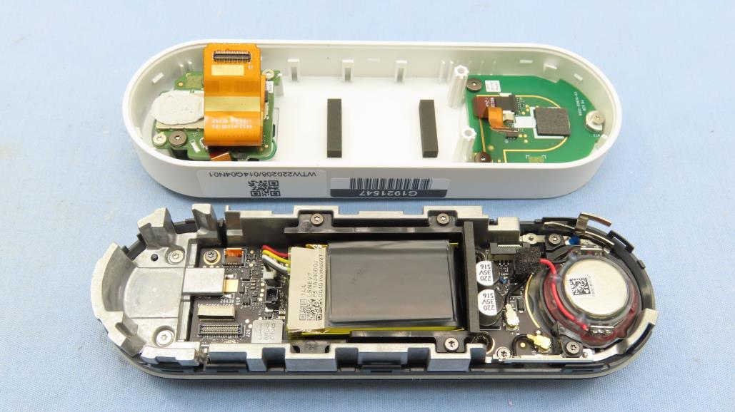 Google G28DR internal FCC photo from Internal Photos p. 1