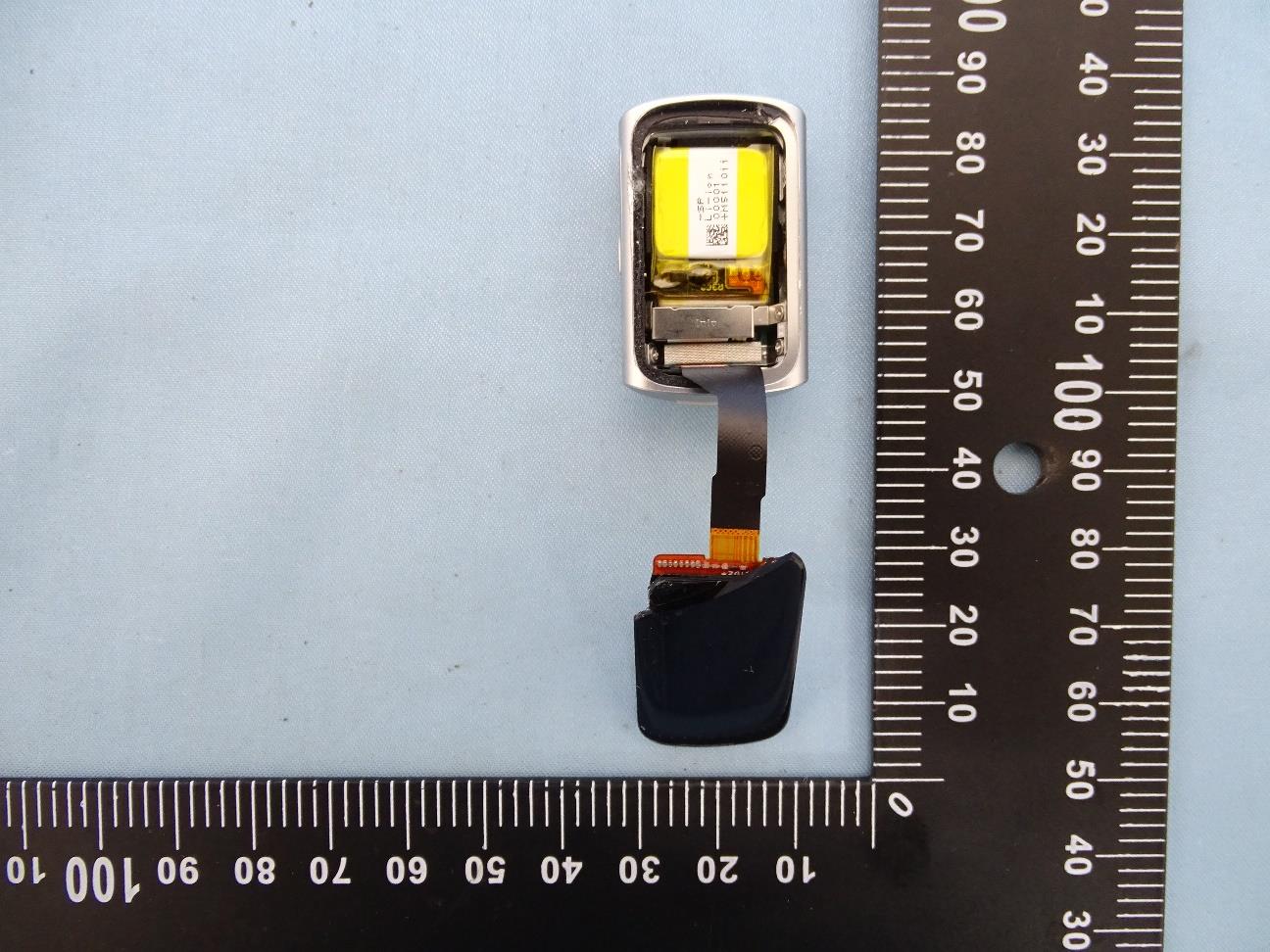 Google G3MP5 internal FCC photo from Internal Photos p. 1