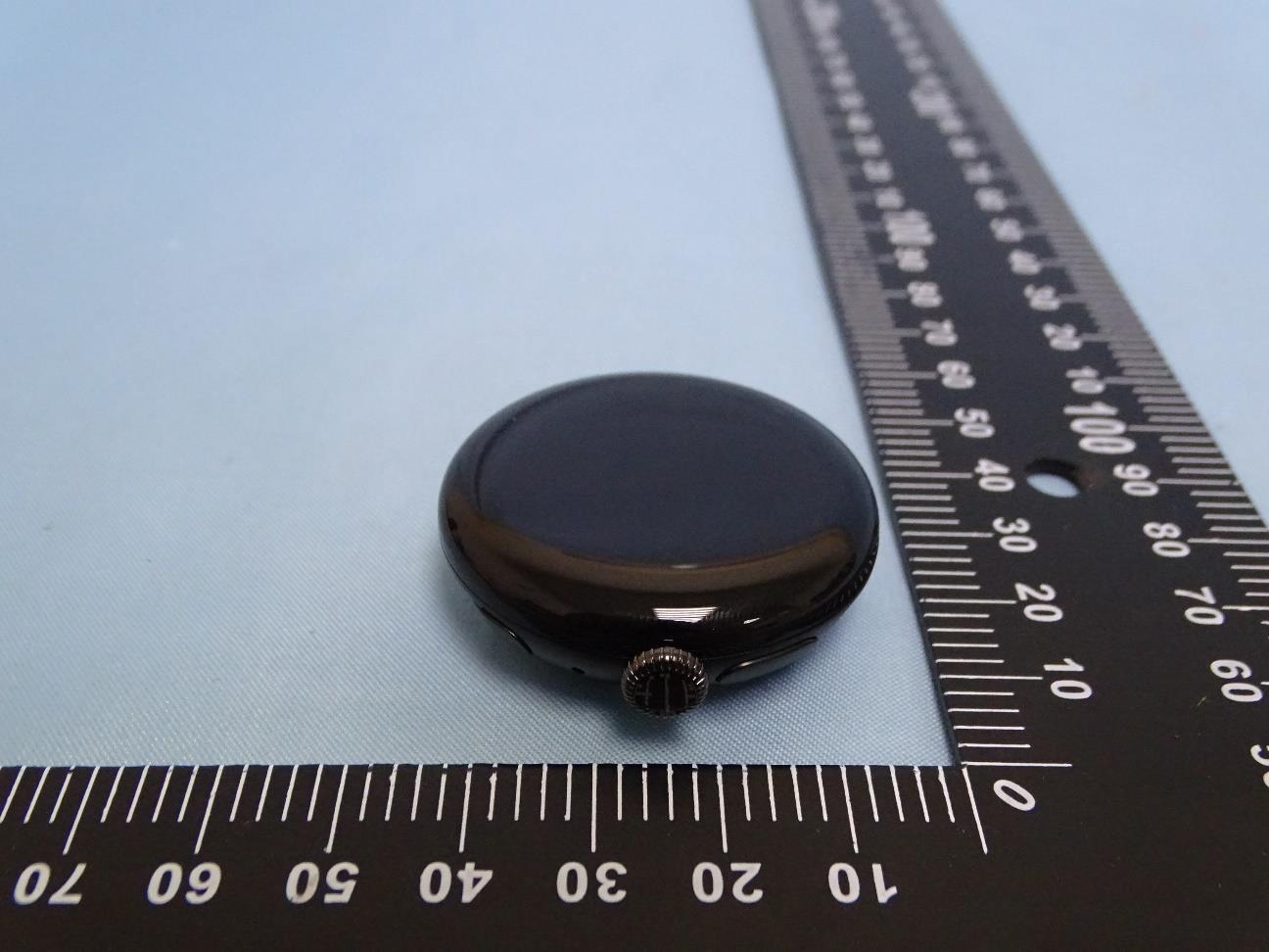 Google Pixel Watch 2 external FCC photo from External Photos p. 6