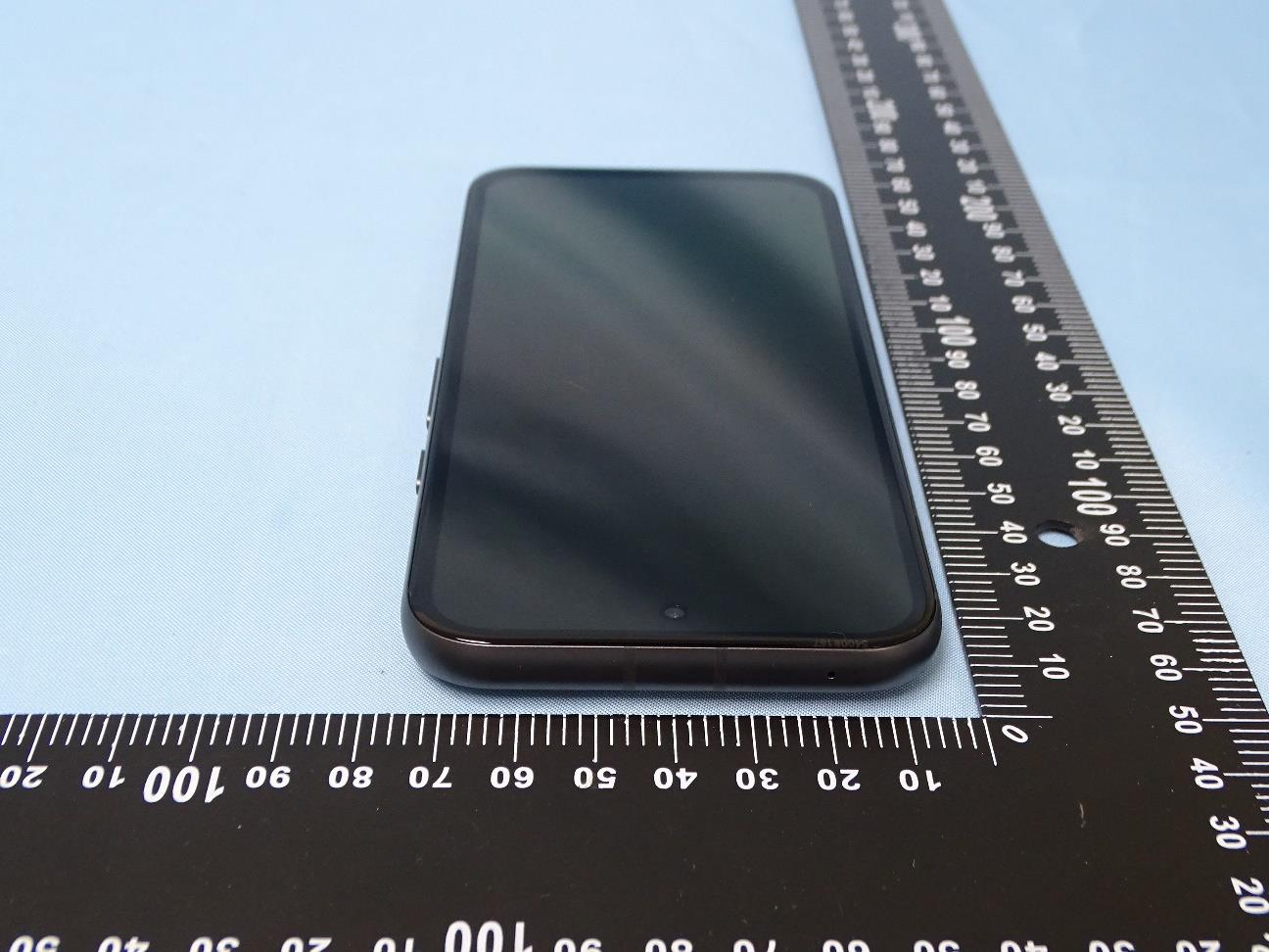 Google Pixel external FCC photo from External Photos p. 5