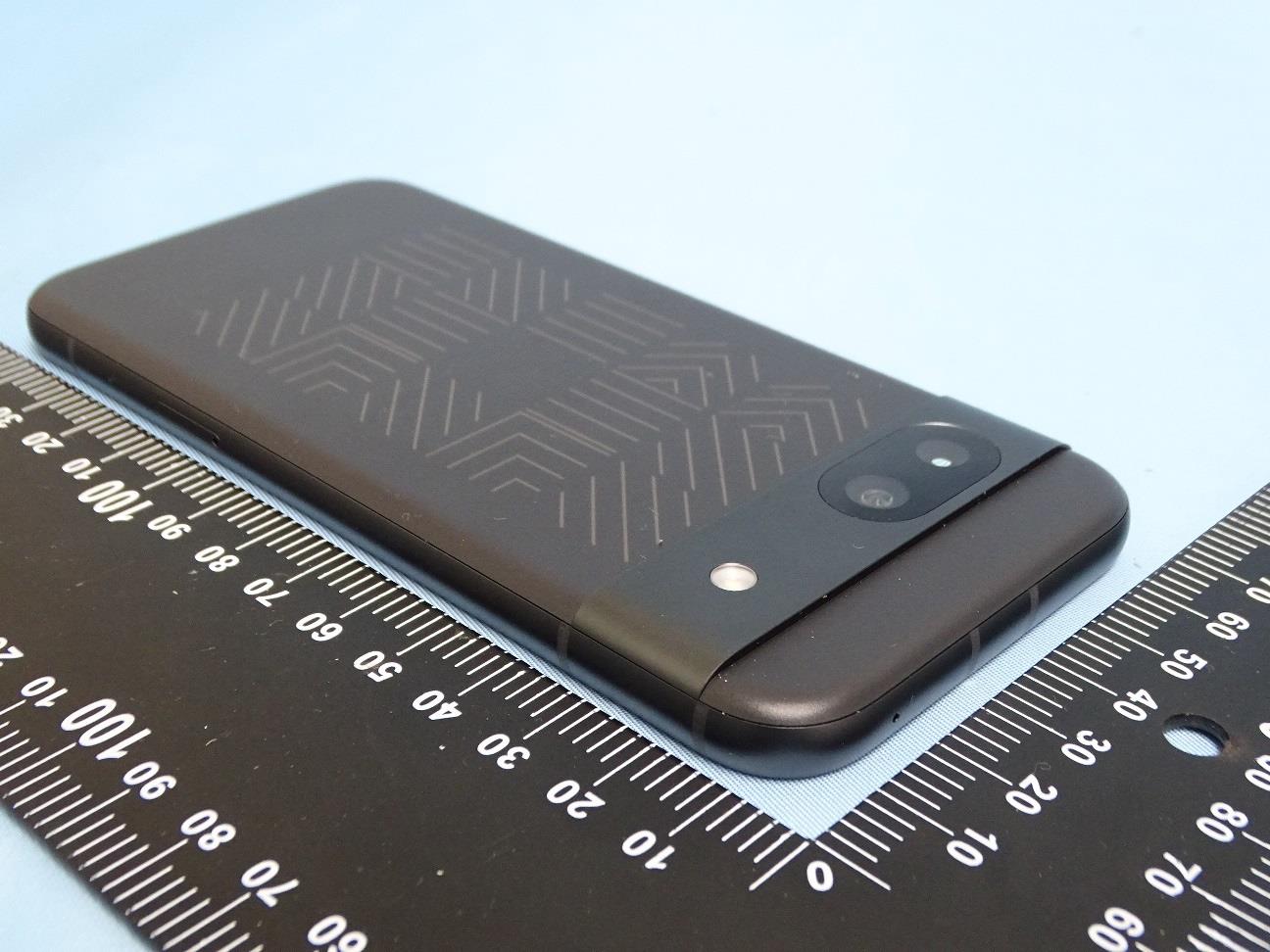 Google G6GPR external FCC photo from External Photos p. 8