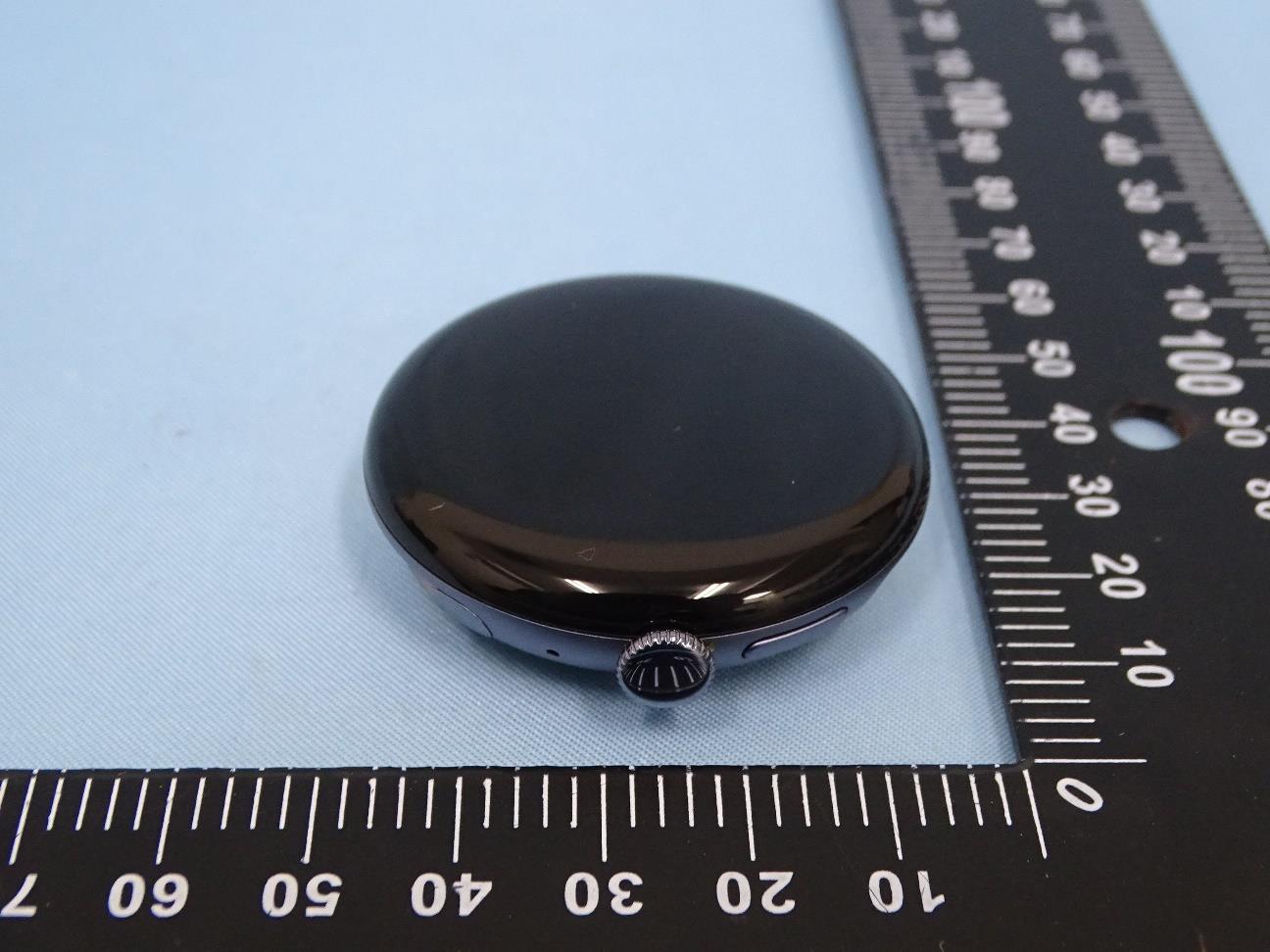 Google Pixel Watch 4 (45mm) external FCC photo from External Photos p. 6