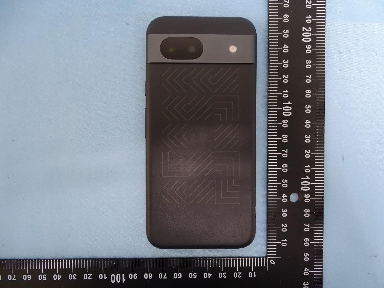 Google Pixel external FCC photo from External Photos p. 2