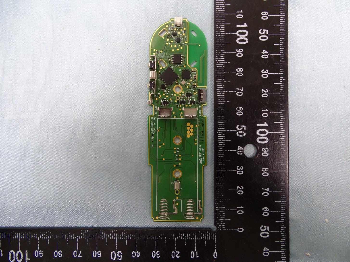 Google G9N9N internal FCC photo from Internal Photos p. 1