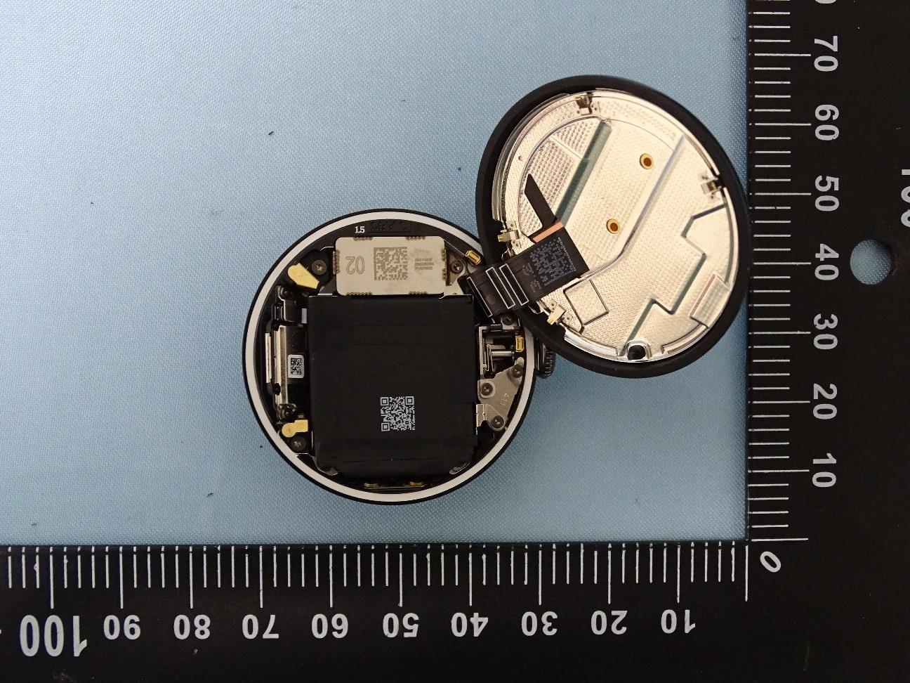Google GBDU9 internal FCC photo from Internal Photos p. 1