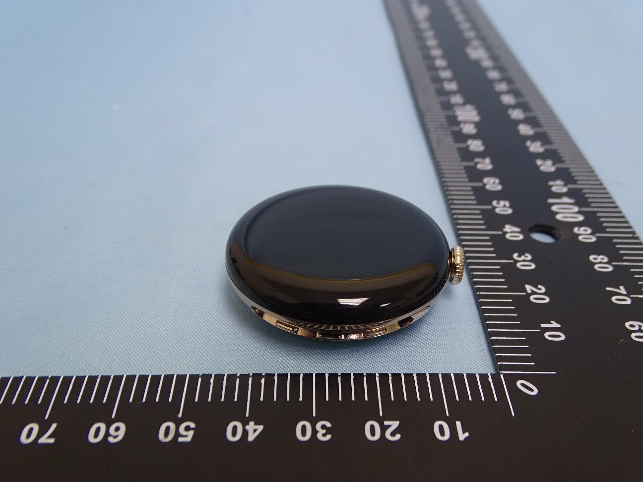 Google Pixel Watch 2 external FCC photo from External Photos p. 3