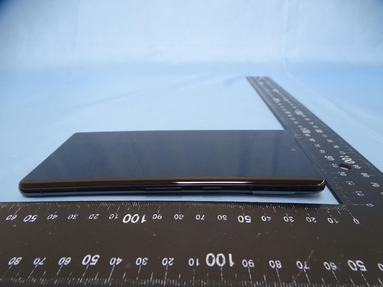 Google GE2AE external FCC photo from External Photos p. 4