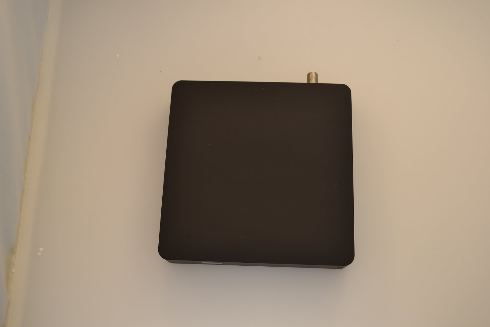 Google GFHD200 external FCC photo from External Photos p. 1