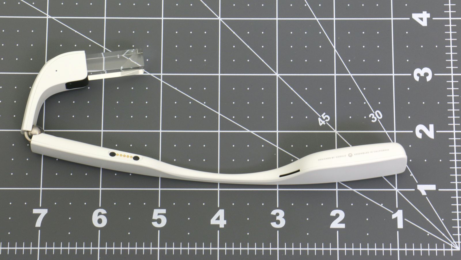 Google GG1 external FCC photo from External Photos p. 1