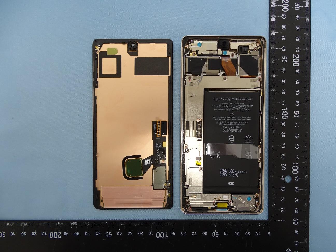 Google GP4BC internal FCC photo from Internal Photos p. 1