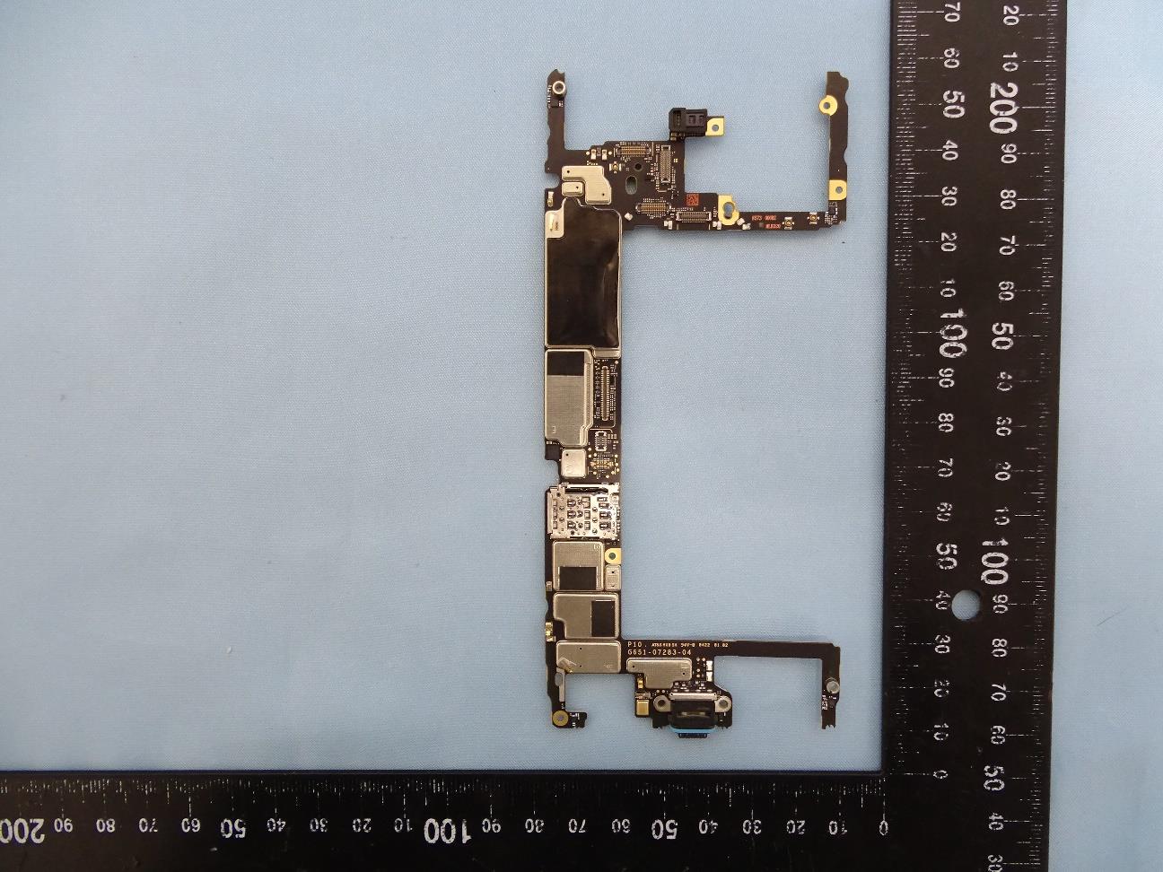 Google GQML3 internal FCC photo from Internal Photos p. 2