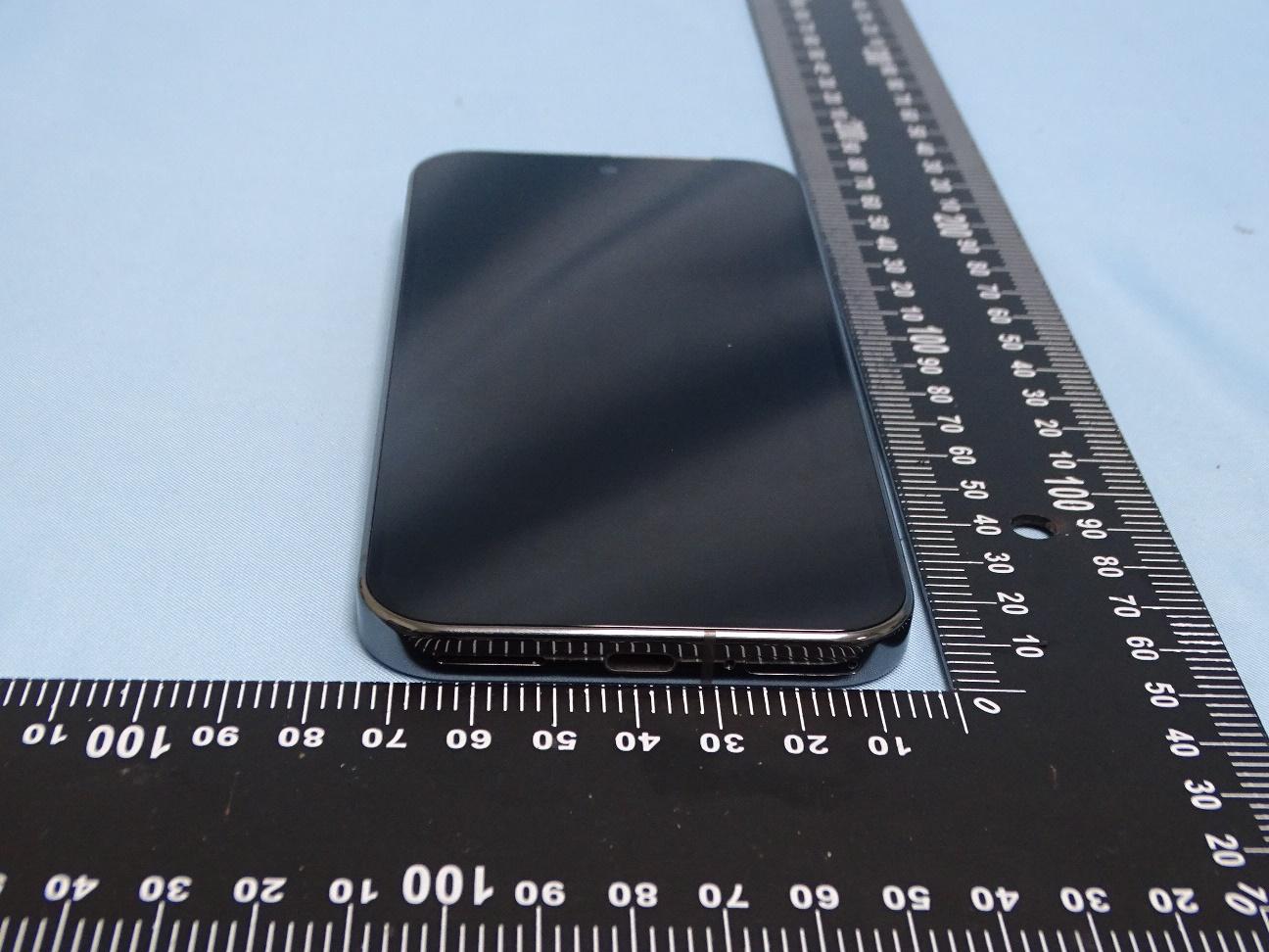 Google GR83Y external FCC photo from External Photos p. 3