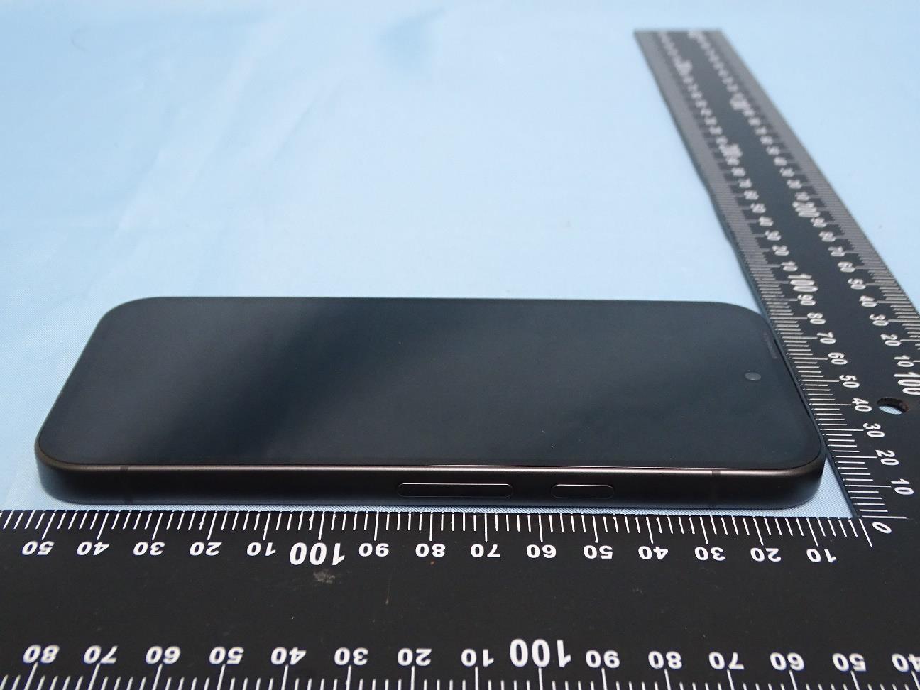 Google Pixel external FCC photo from External Photos p. 6