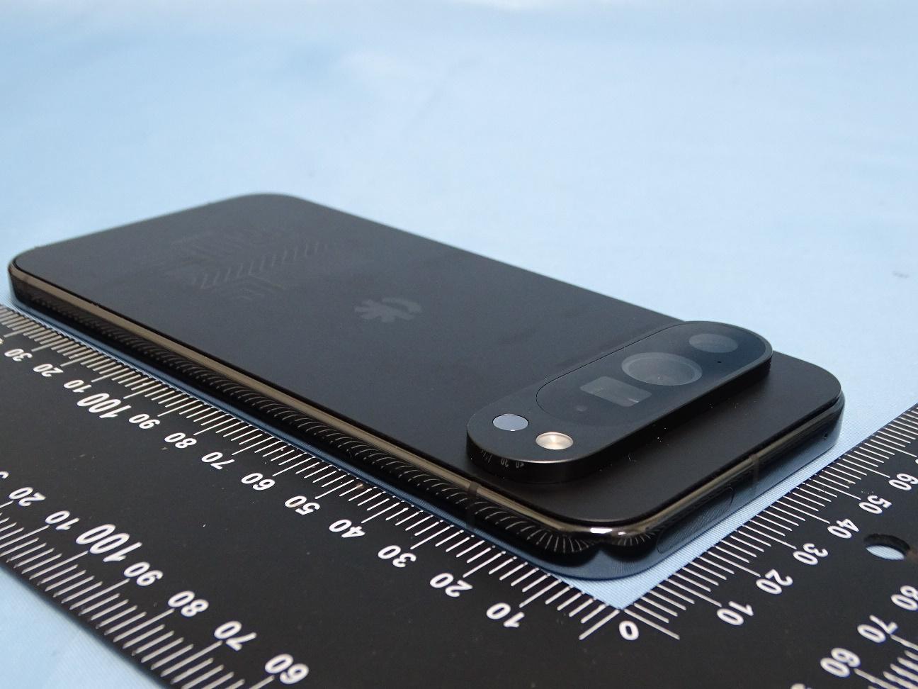 Google Pixel external FCC photo from External Photos p. 8