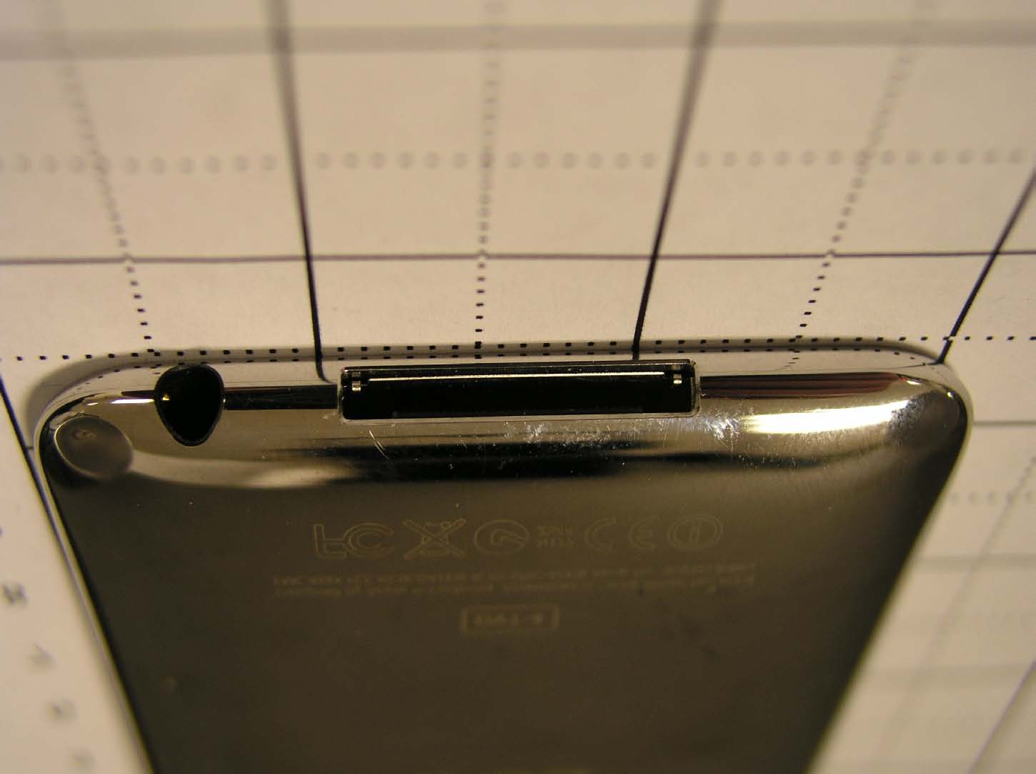 Apple 2310 external FCC photo from External Photos p. 6