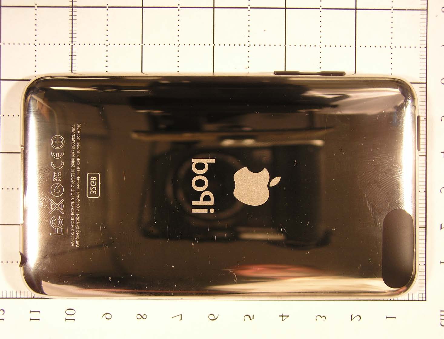 Apple 2310 external FCC photo from External Photos p. 1