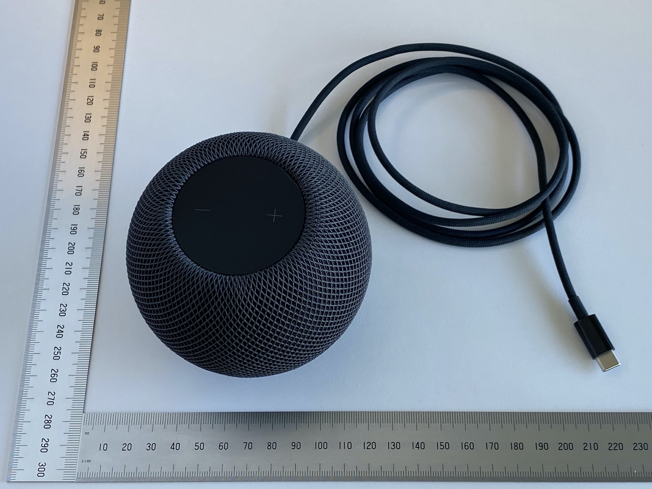 Apple HomePod mini external FCC photo from External Photos p. 1